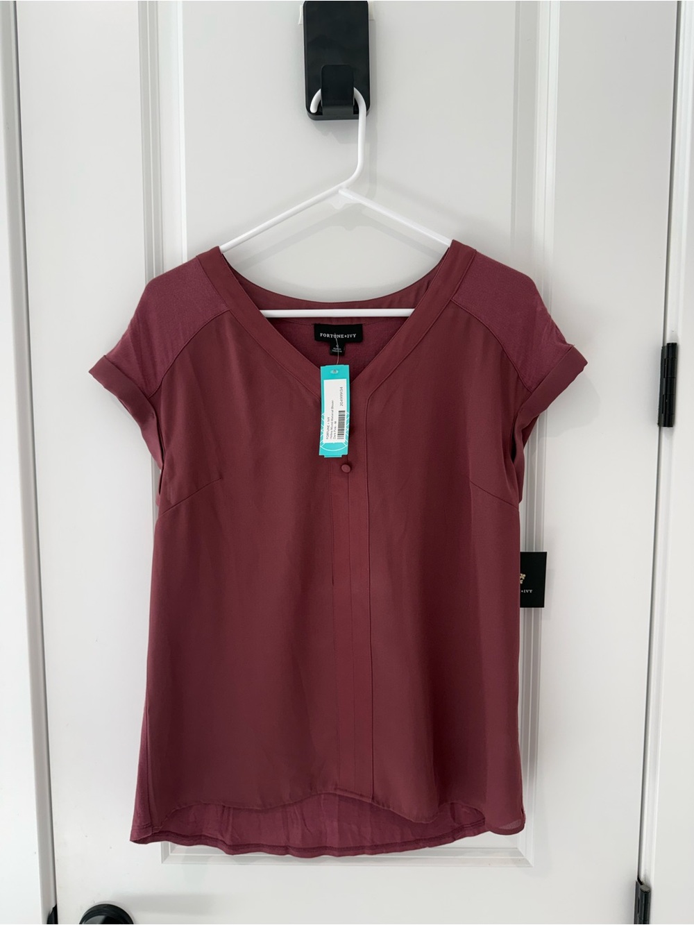 V-Neck Short Sleeve Blouse in Dusty Rose